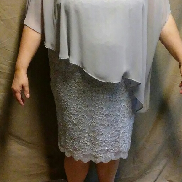 Dress - Picture 1 of 4